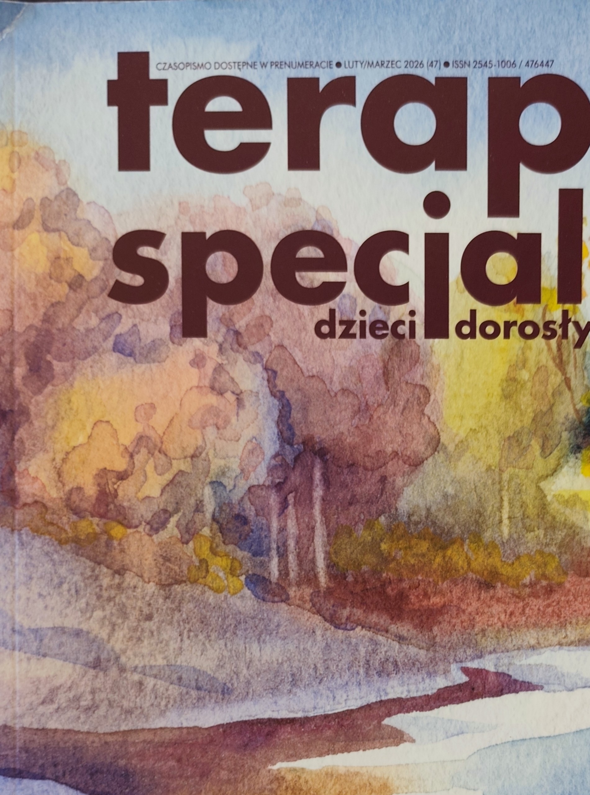 Obraz przedstawia akwarelę z drzewami i rzeką, w pastelowych odcieniach zieleni i niebieskiego, oddająca spokój i urok przyrody.