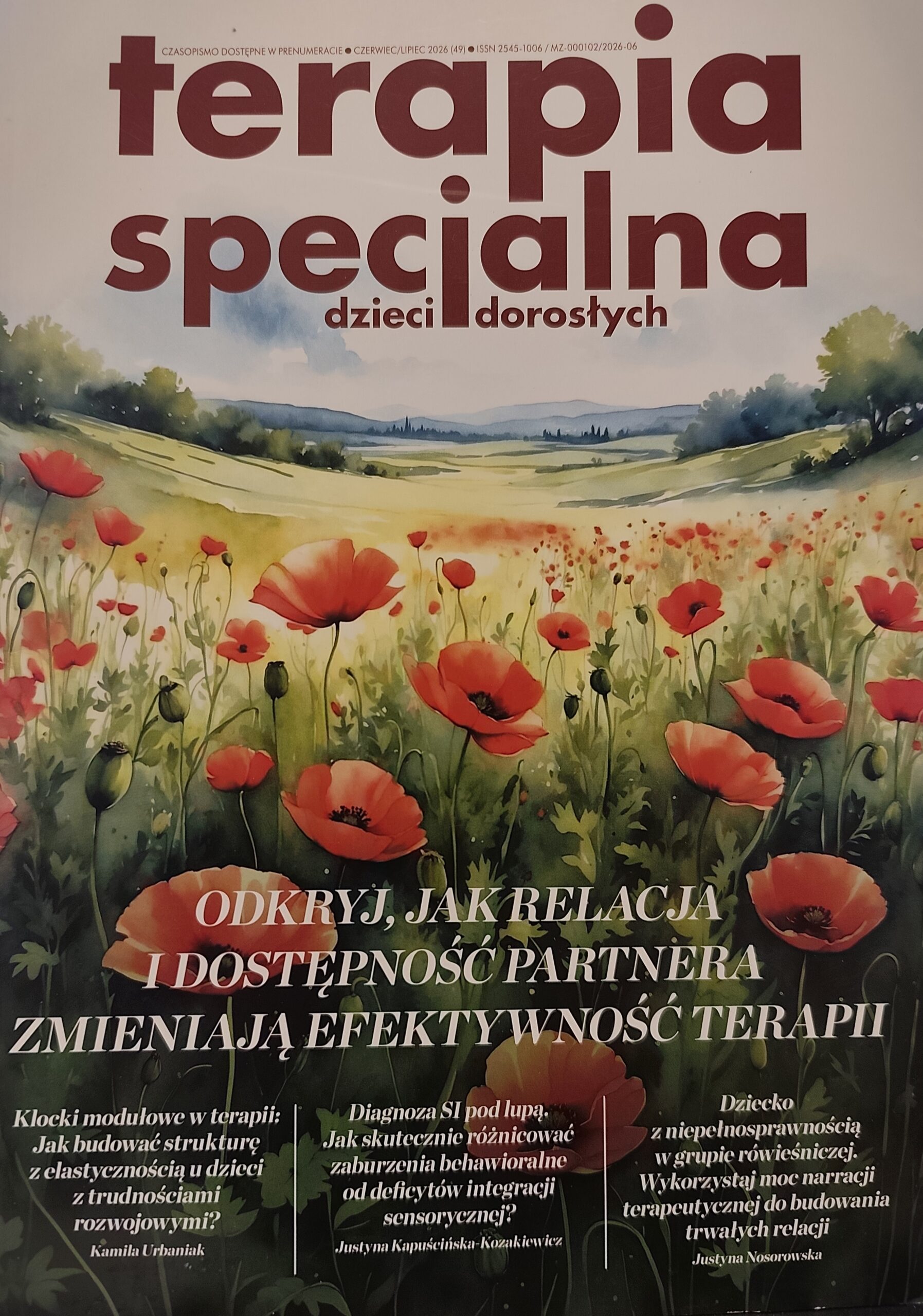 Akwarela przedstawiająca maki rosnące na polu, z intensywnymi kolorami i delikatnymi pociągnięciami pędzla.